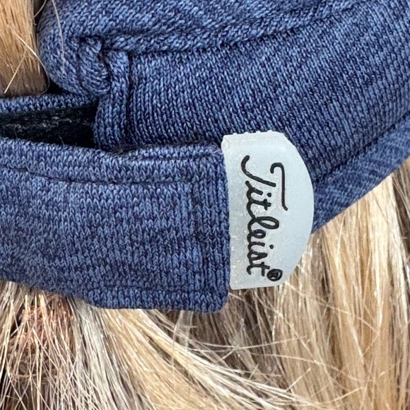 Titleist Women’s Navy Blue Performance Golf Sun Visor - Picture 6 of 12